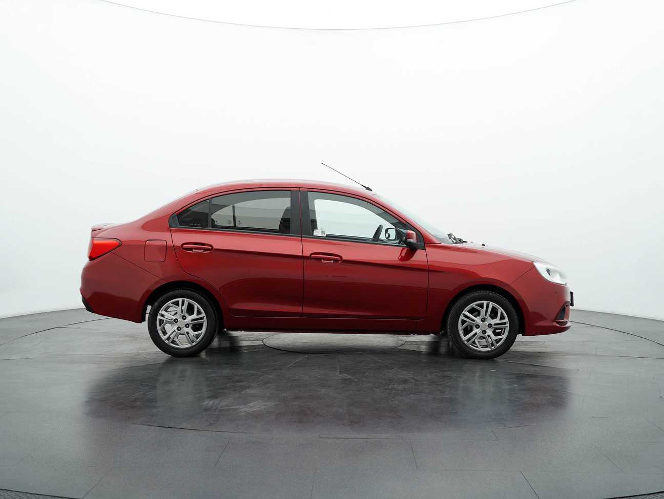 terpakai 2018 Proton Saga Premium 1.3