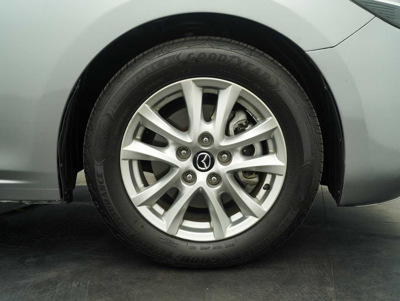 terpakai 2017 Mazda 3 SKYACTIV-G GL 2.0