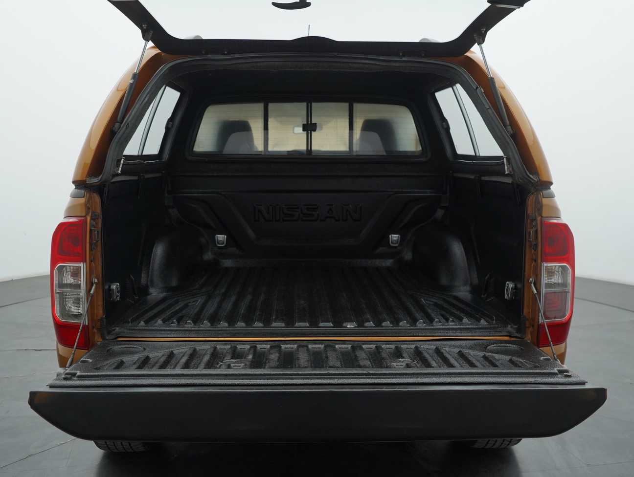 used 2019 Nissan Navara NP300 VL Dual Cab 2.5