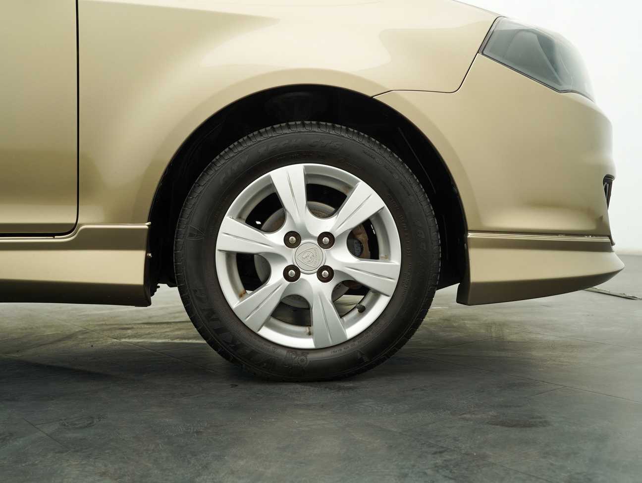 used 2015 Proton Saga FLX Plus 1.3