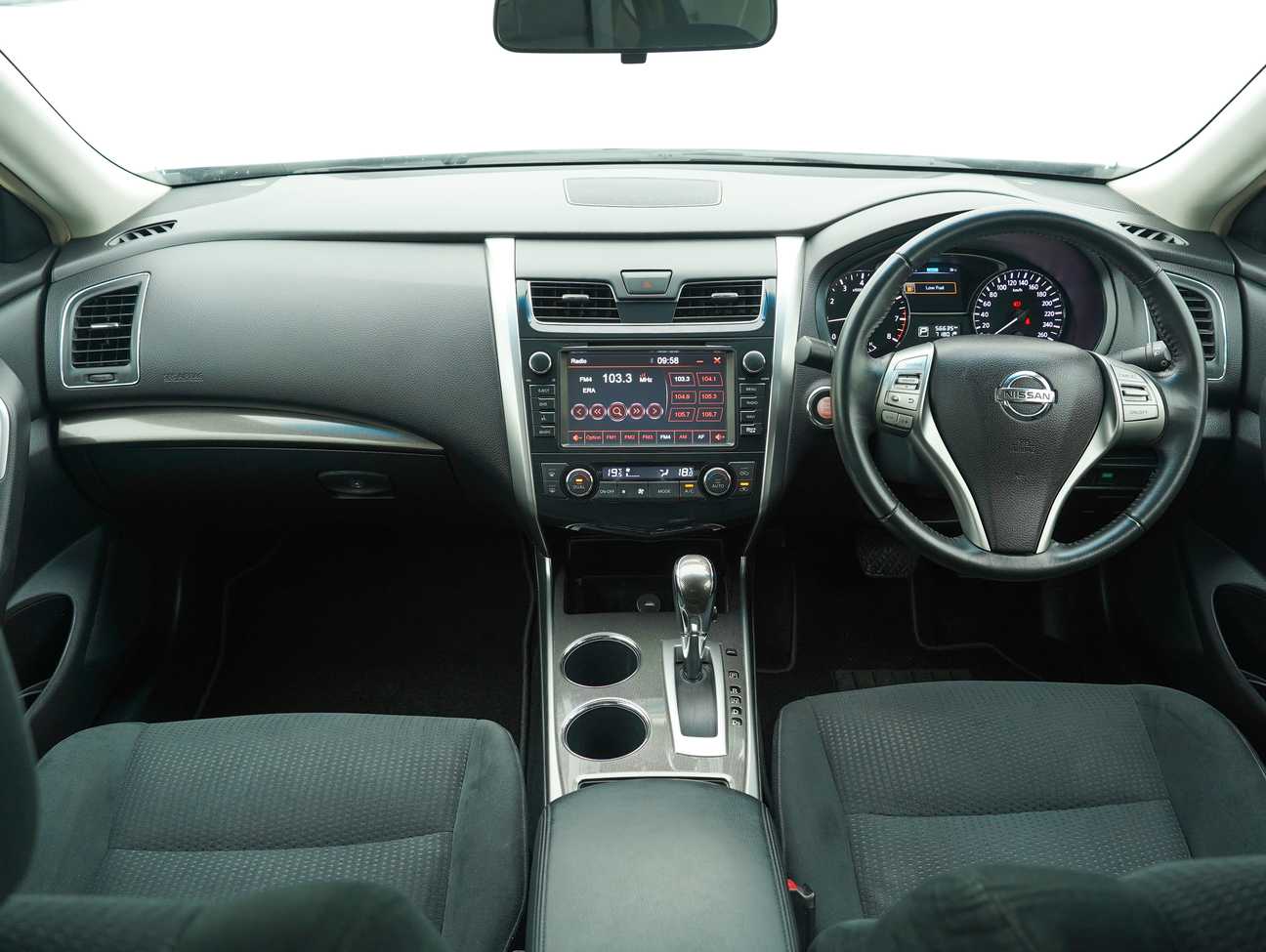 used 2015 Nissan Teana XE 2.0