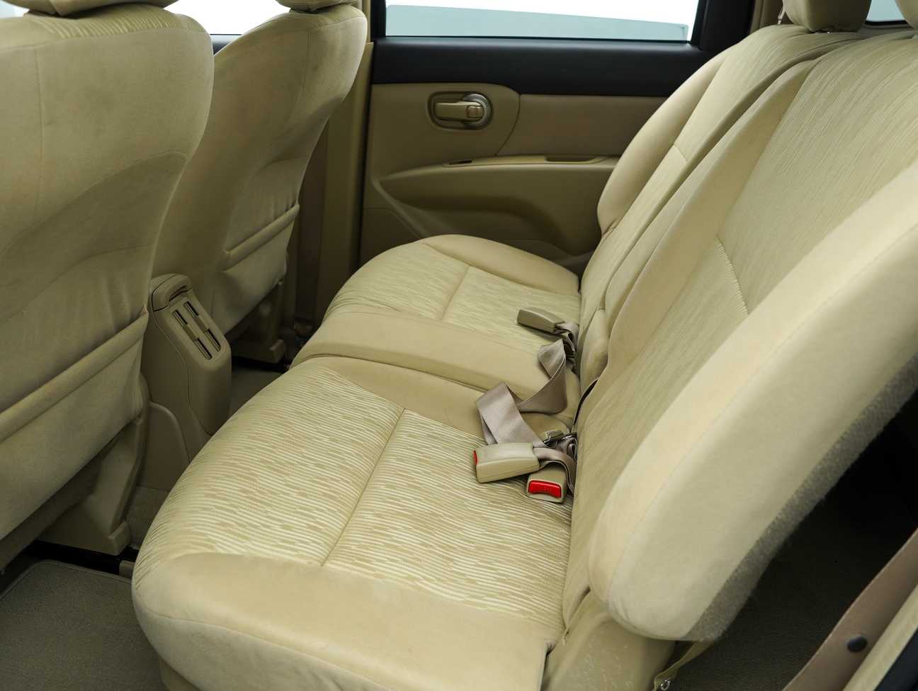 used 2016 Nissan Grand Livina Comfort 1.6