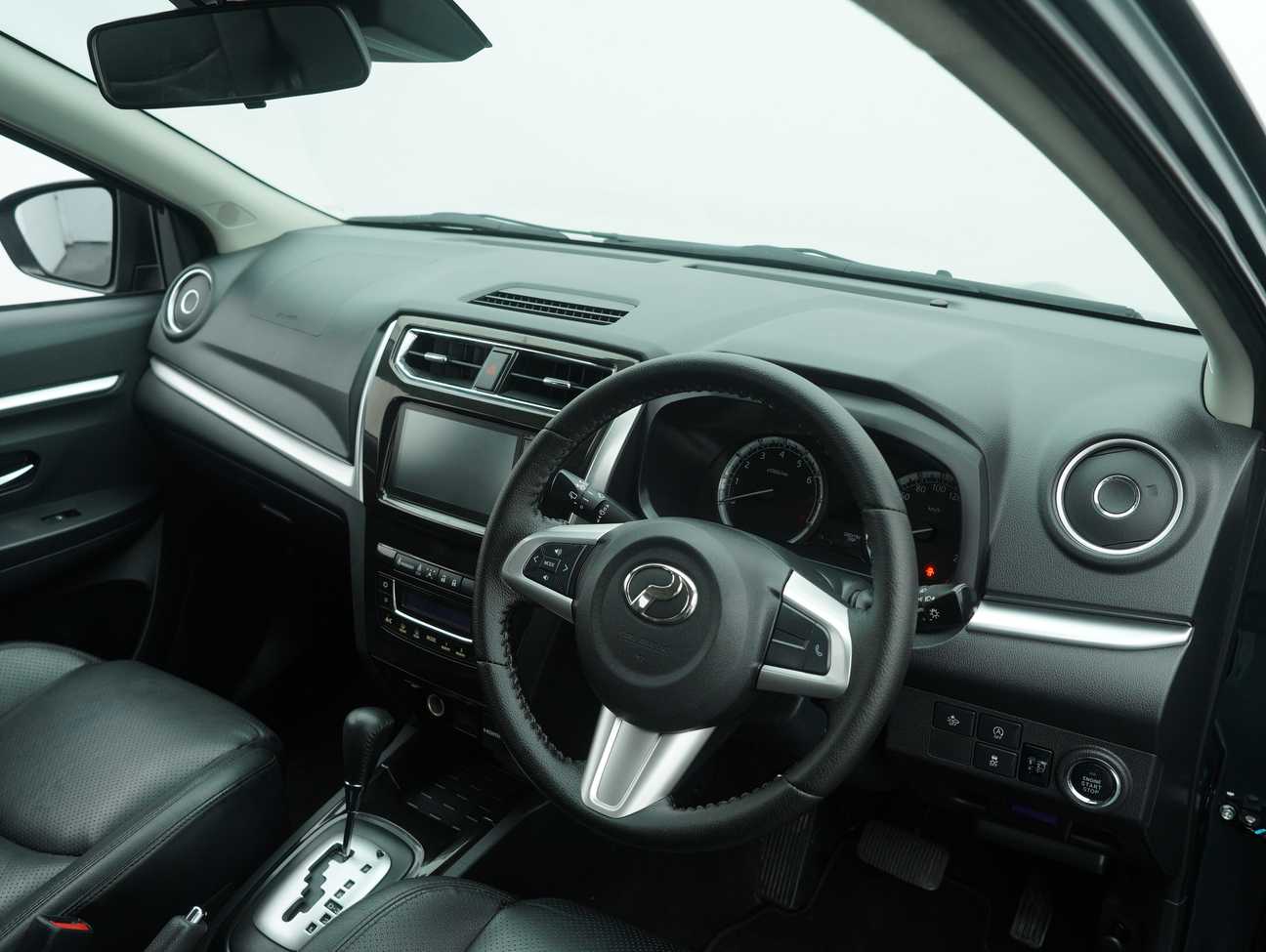 terpakai 2020 Perodua Aruz AV 1.5