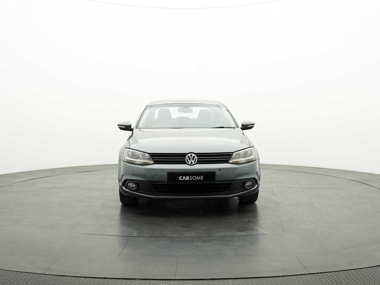 terpakai 2014 Volkswagen Jetta TSI 1.4