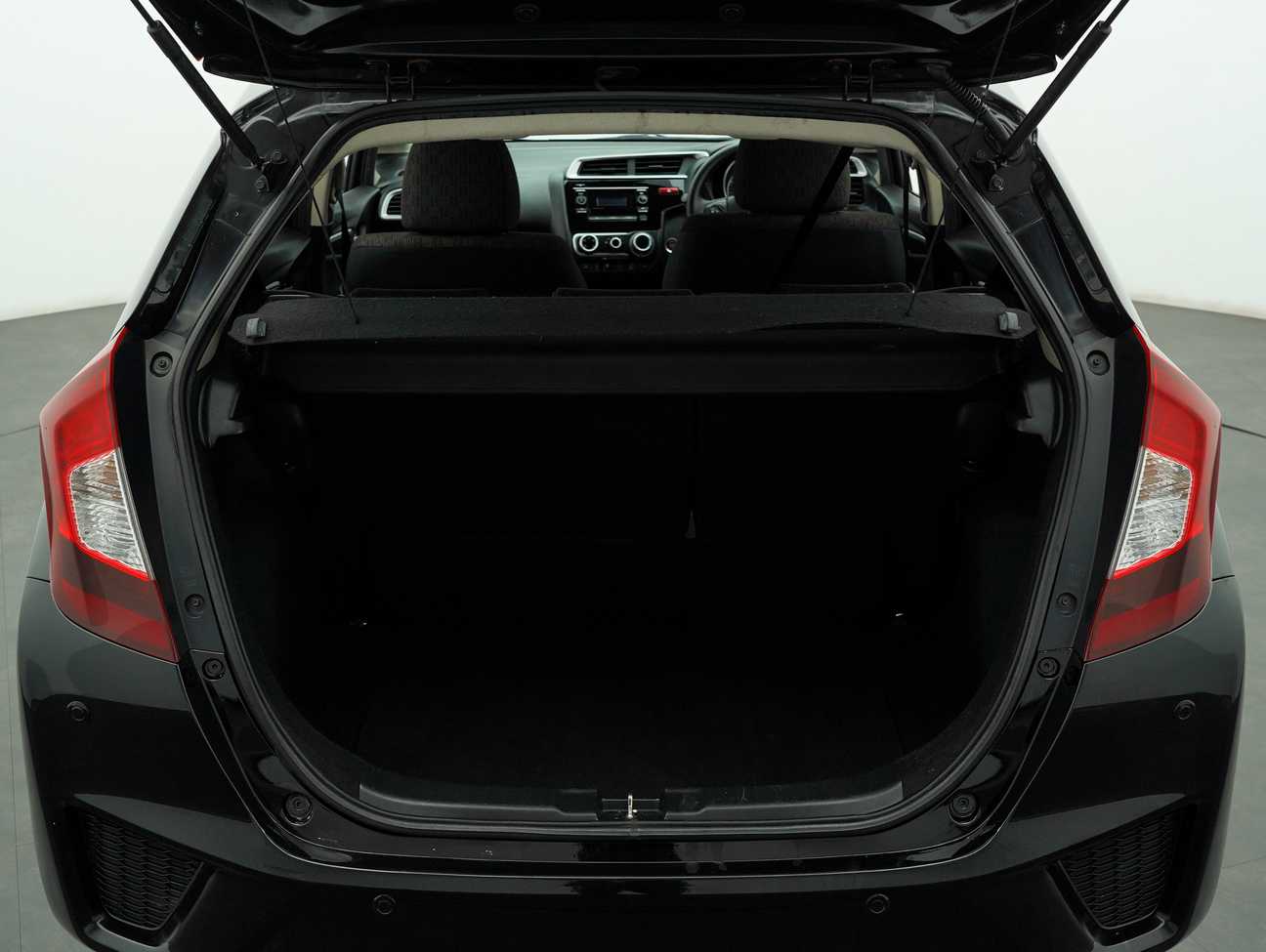 used 2015 Honda Jazz E 1.5