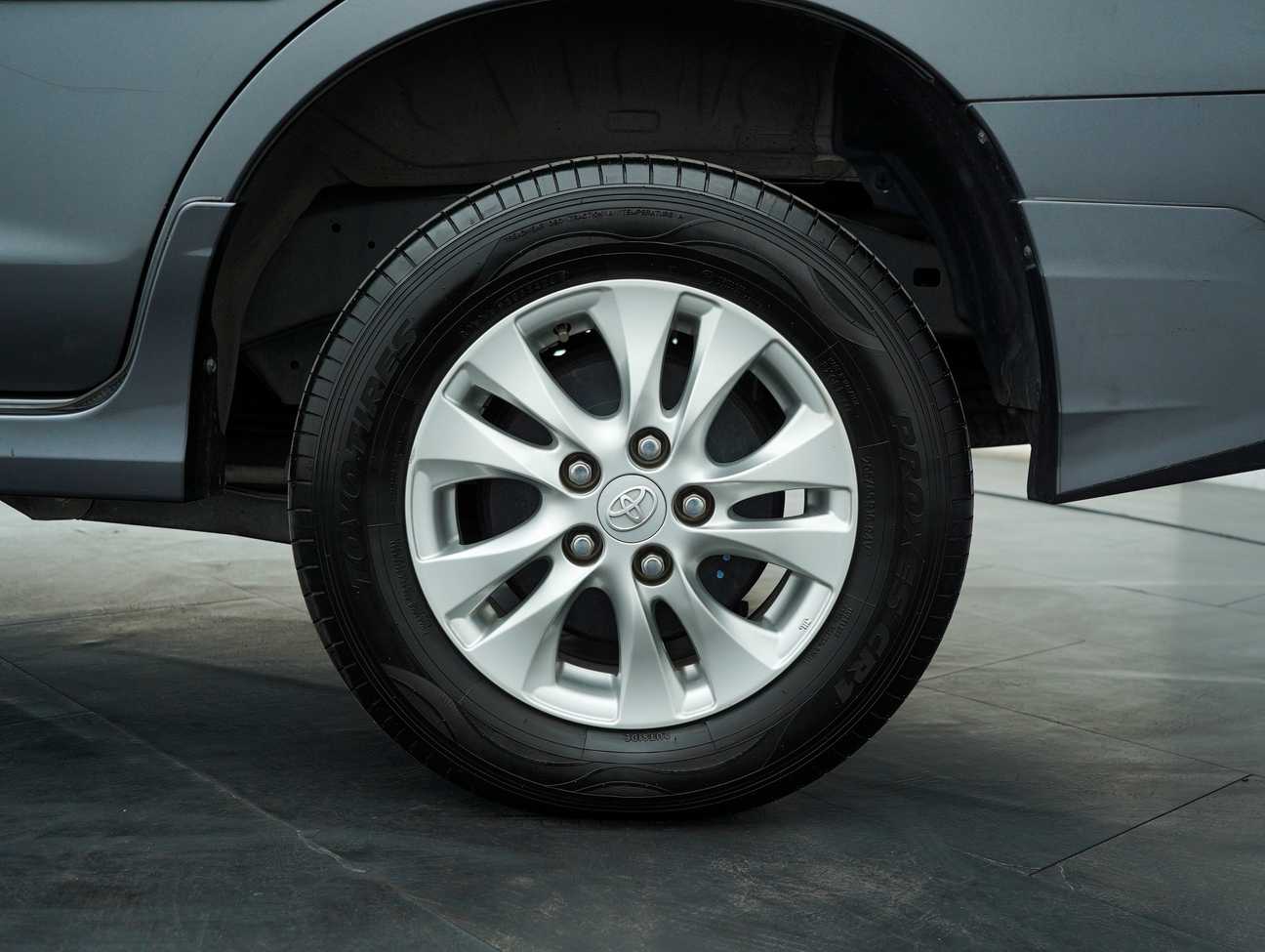 used 2015 Toyota Innova G 2.0