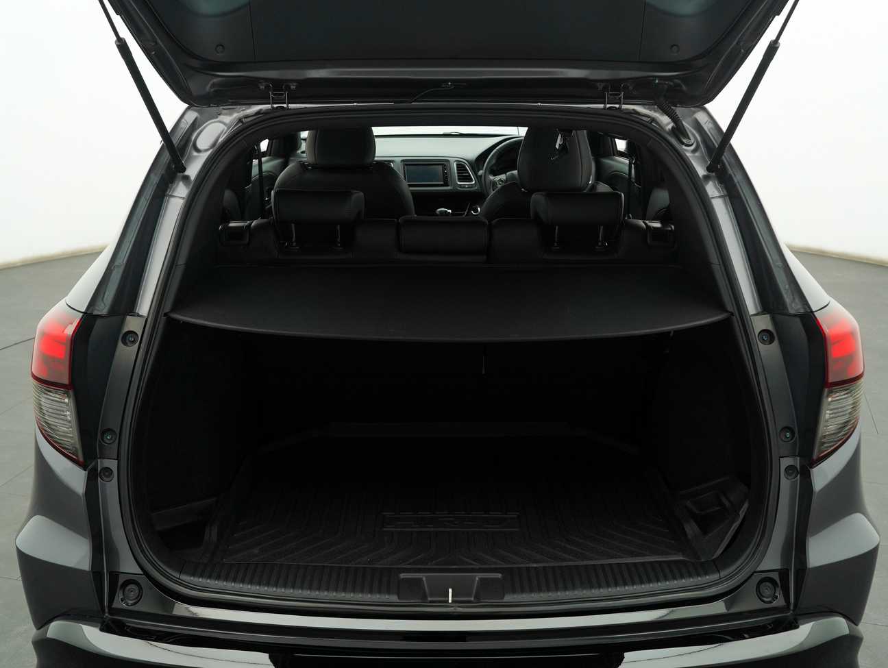 terpakai 2020 Honda HR-V RS 1.8