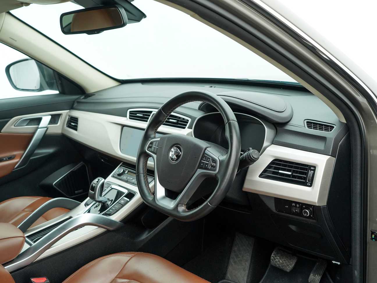 used 2021 Proton X70 Premium 1.8
