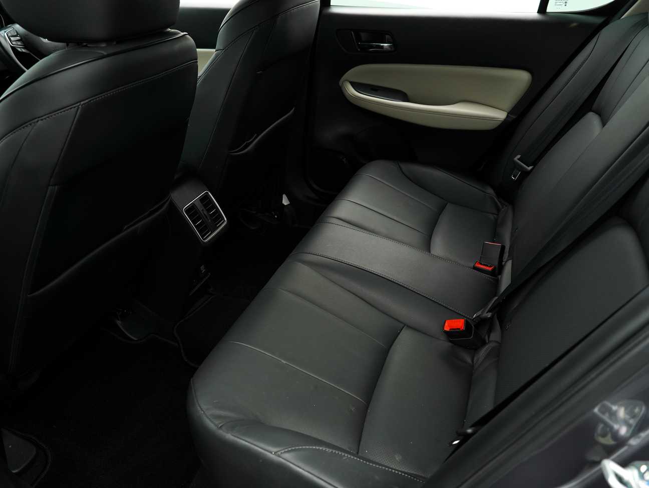 terpakai 2021 Honda City V 1.5