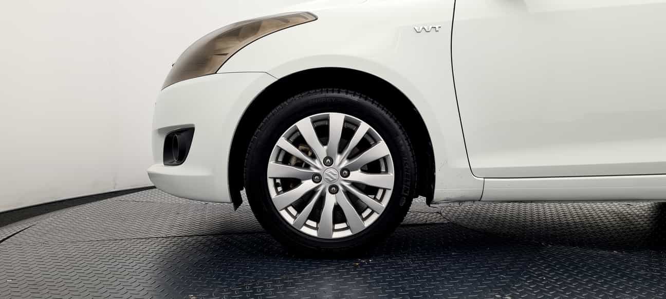 terpakai 2013 Suzuki SWIFT GLX 1.4