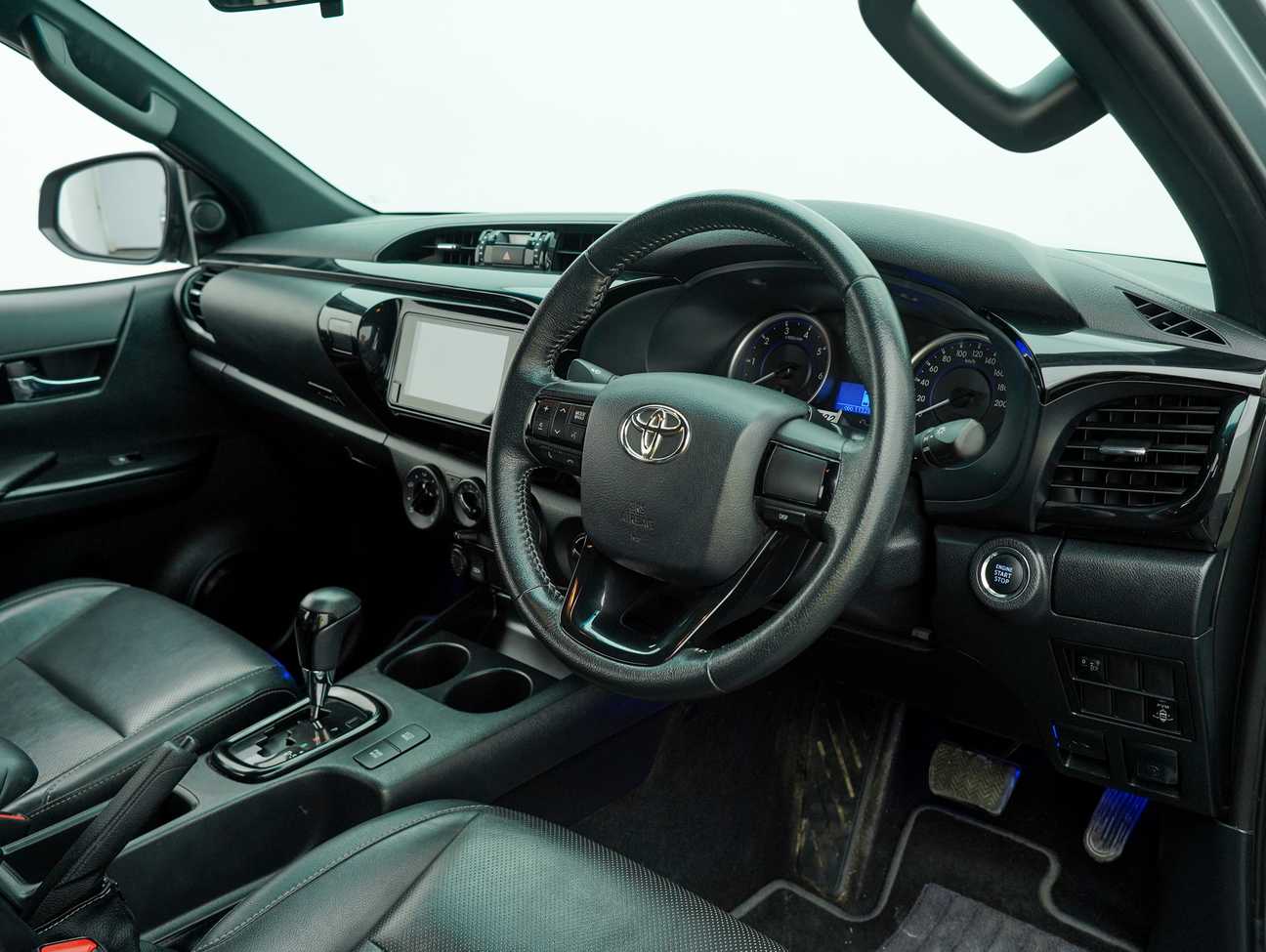 used 2020 Toyota Hilux L-Edition Dual Cab 2.4