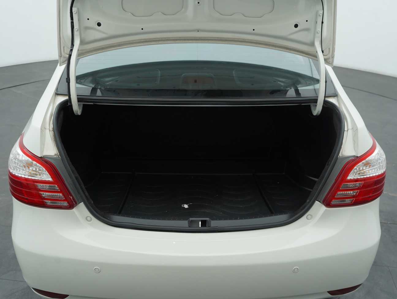 terpakai 2012 Toyota Vios J 1.5