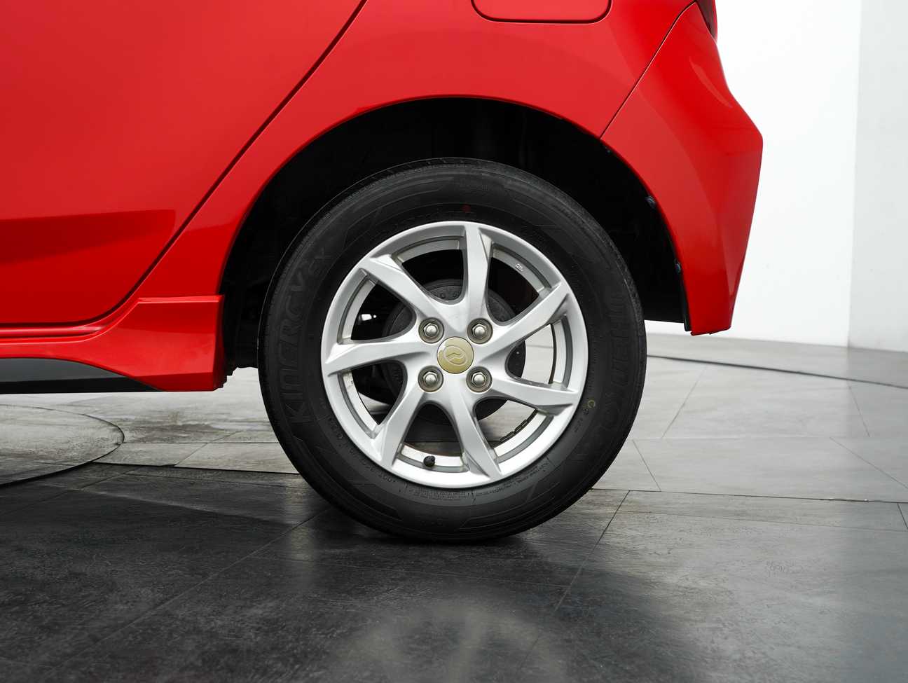 terpakai 2020 Perodua AXIA SE 1.0