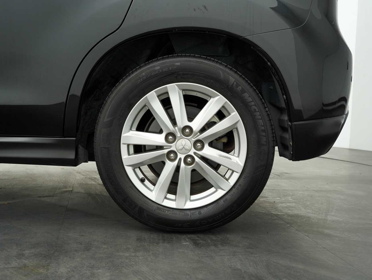 terpakai 2014 Mitsubishi ASX 4WD 2.0