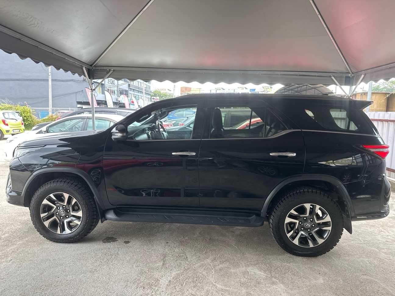 used 2023 Toyota Fortuner VRZ 2.8