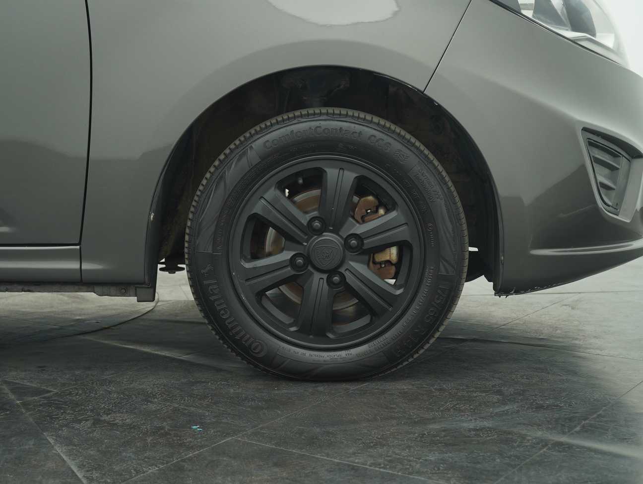 terpakai 2015 Proton Iriz Standard 1.3