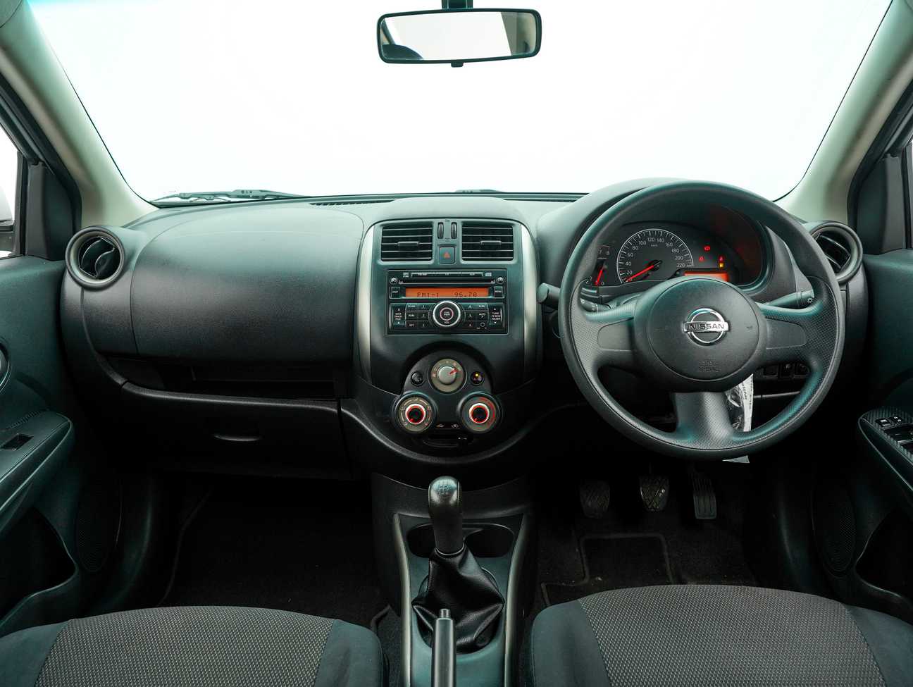 used 2013 Nissan ALMERA E 1.5