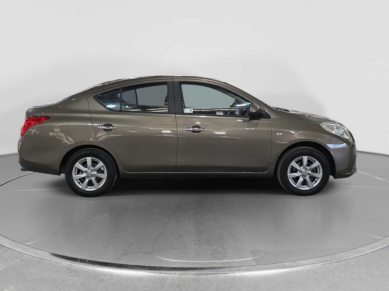 used 2013 Nissan Almera VL 1.5