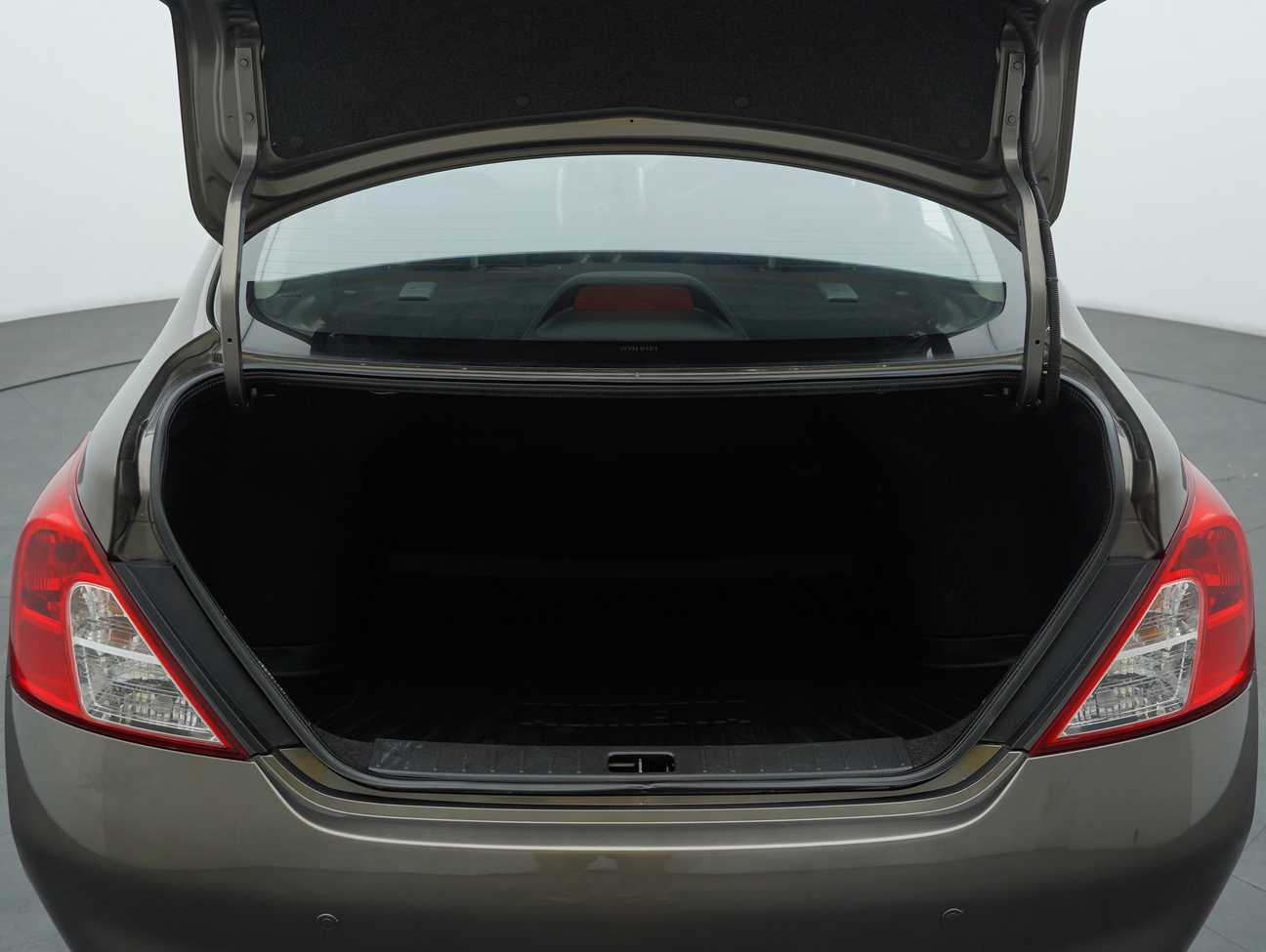 terpakai 2013 Nissan Almera V 1.5