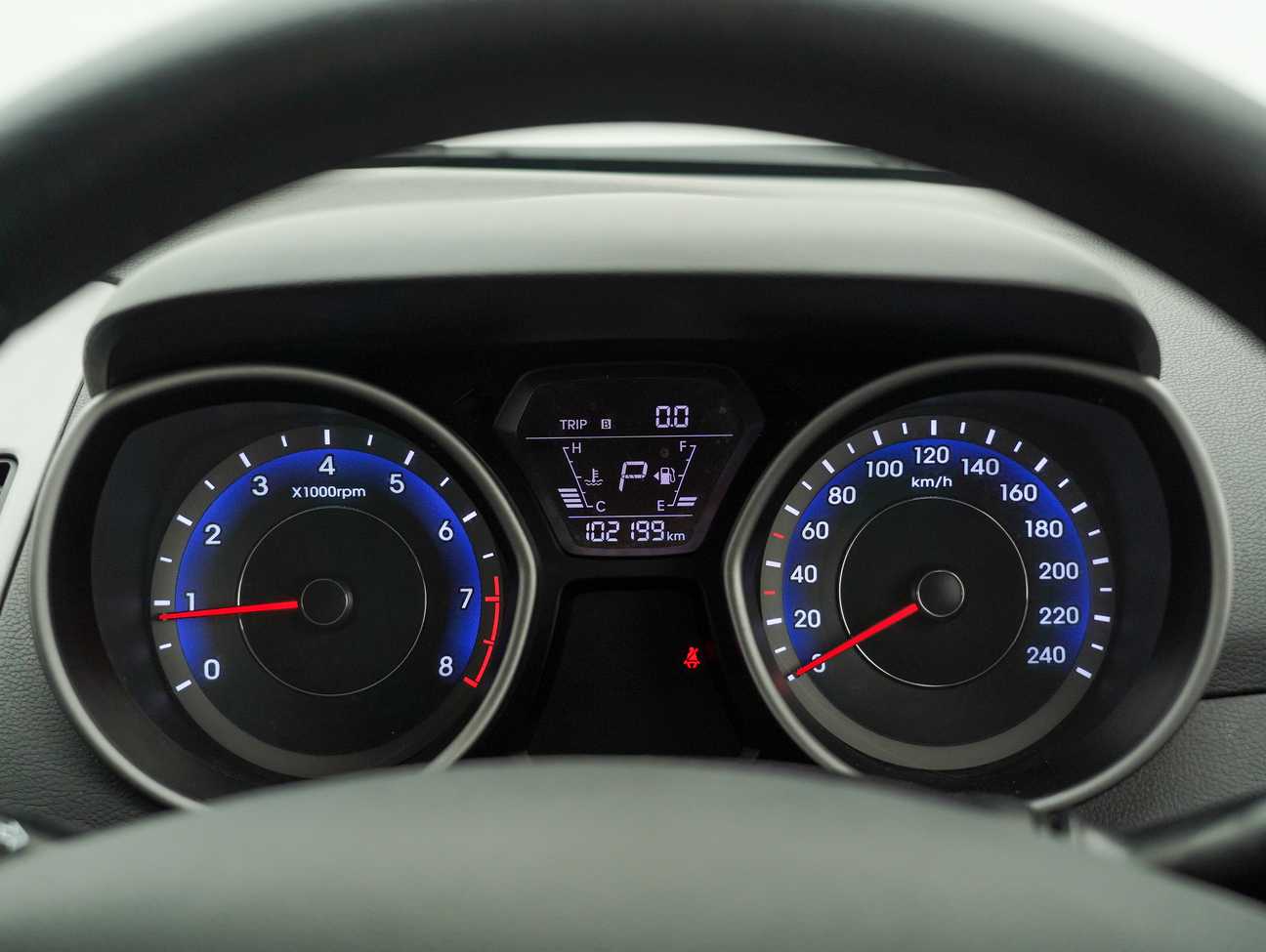 terpakai 2015 Hyundai Elantra Premium 1.6