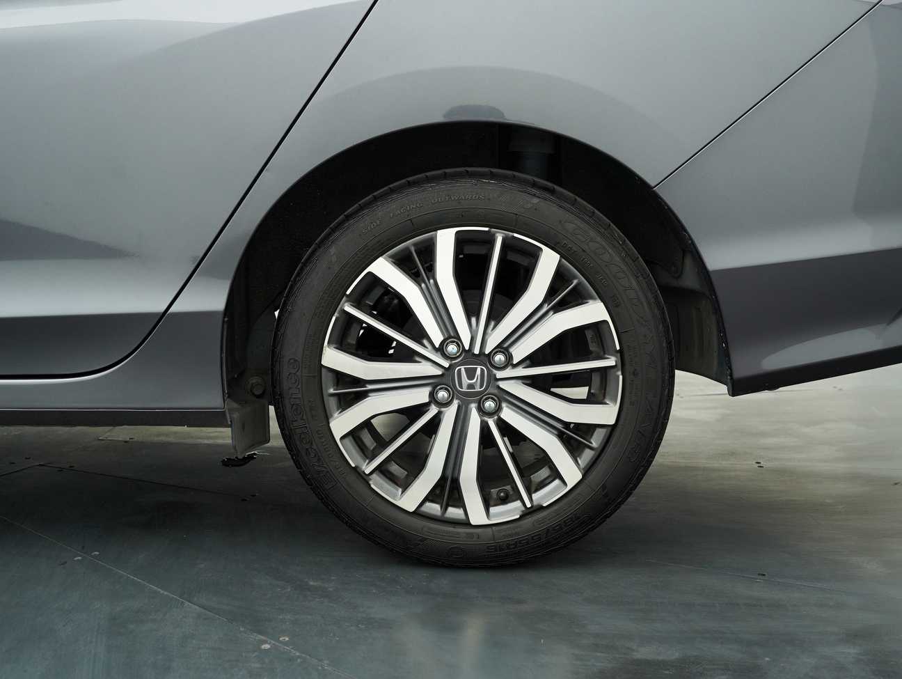 used 2018 Honda CITY HYBRID 1.5