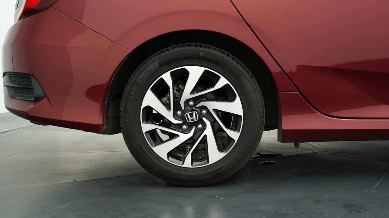 terpakai 2017 Honda CIVIC I-VTEC 1.8