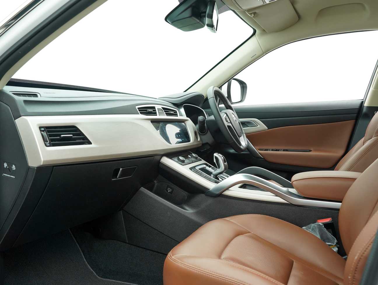 used 2022 Proton X70 Premium 1.8