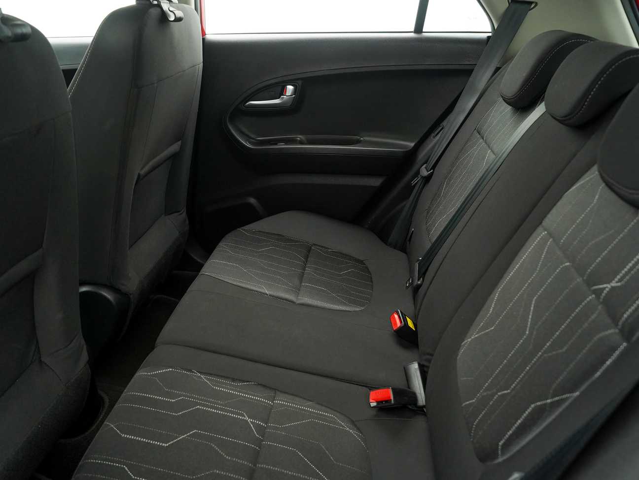 terpakai 2015 Kia Picanto  1.2