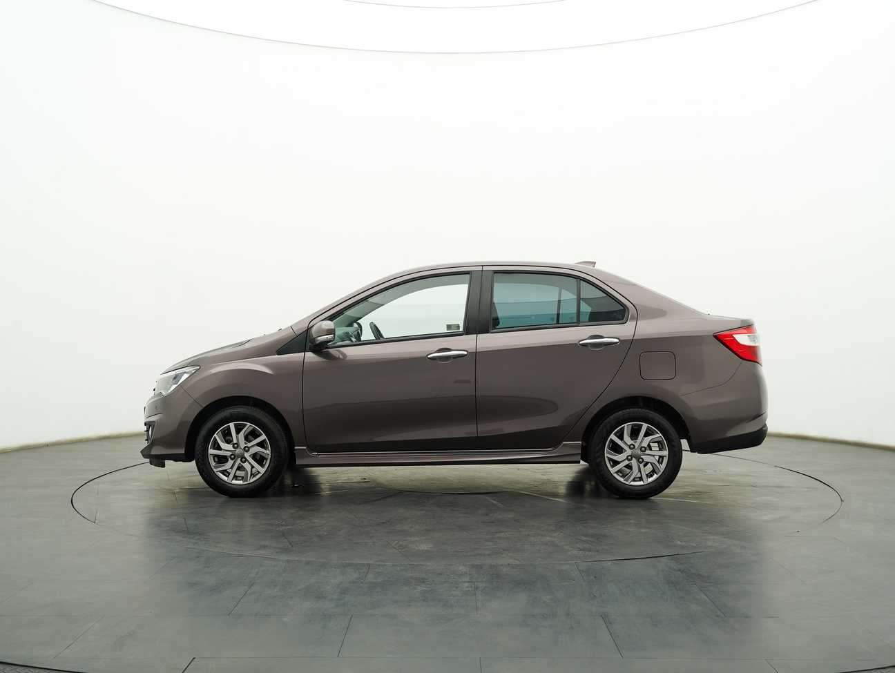 terpakai 2017 Perodua Bezza Advance 1.3