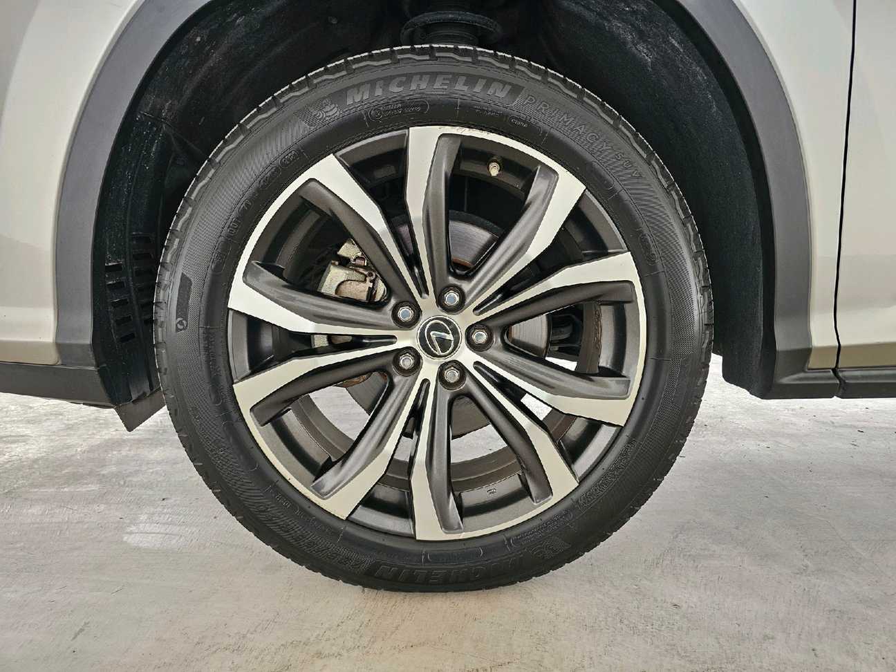 terpakai 2018 Lexus RX 300 Premium 2.0