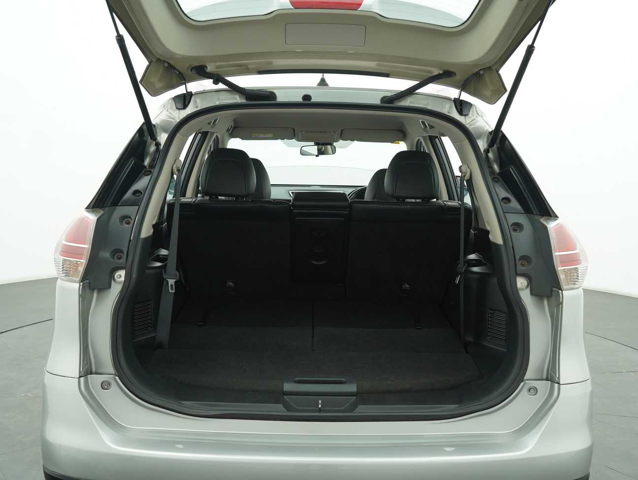 used 2015 Nissan X-Trail 4X4 2.5