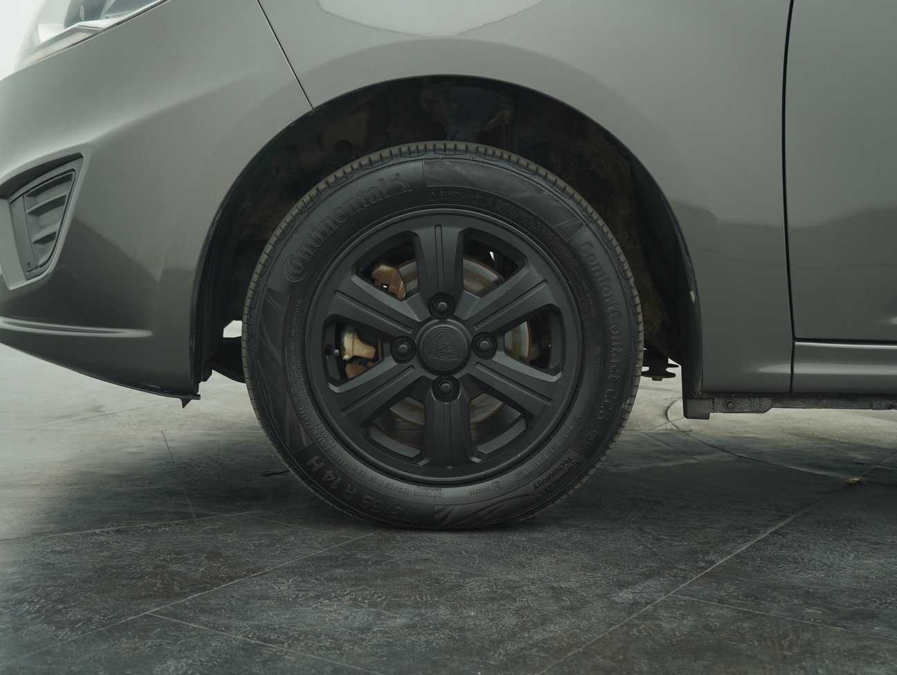 terpakai 2015 Proton Iriz Standard 1.3