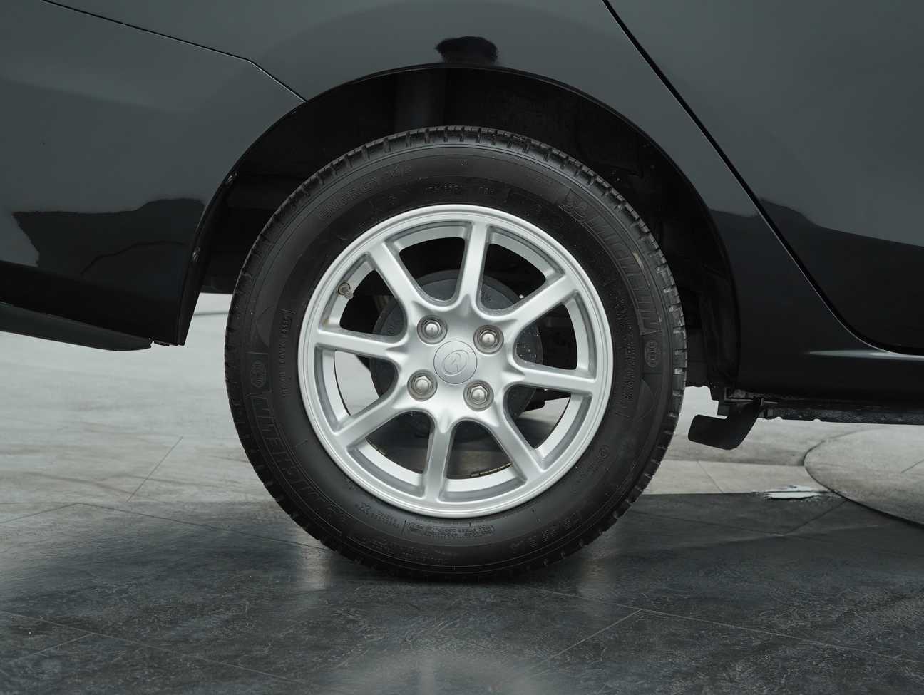 terpakai 2019 Perodua Bezza X Premium 1.3