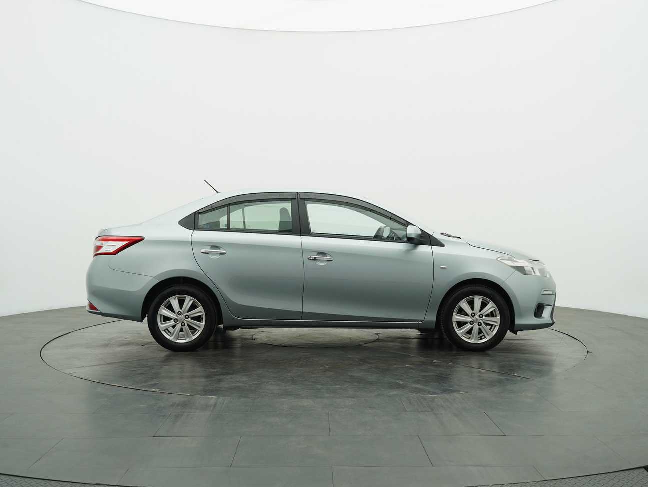 terpakai 2016 Toyota Vios J 1.5