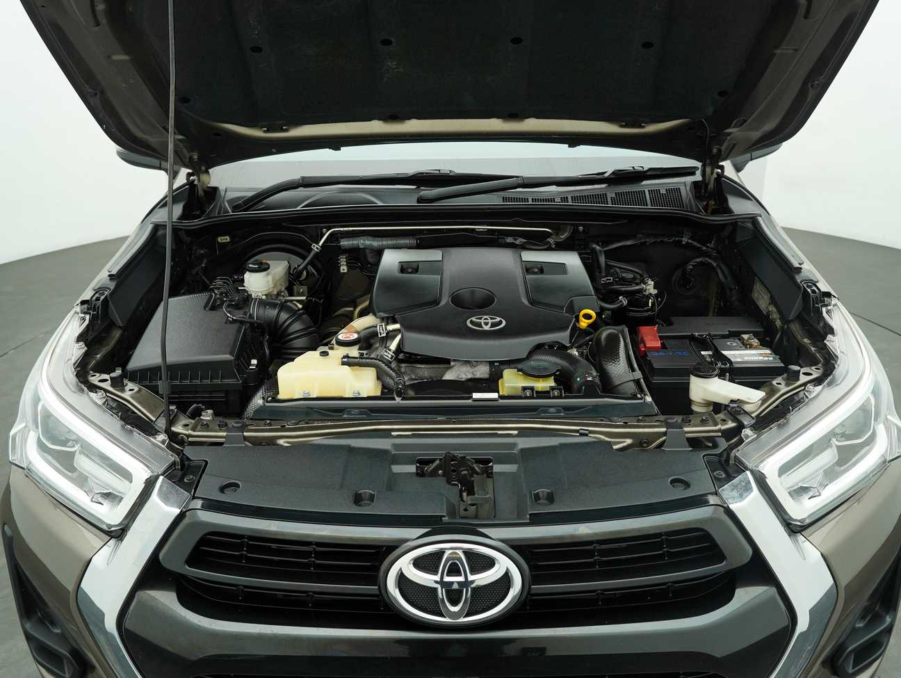 used 2022 Toyota Hilux V Dual Cab 2.4