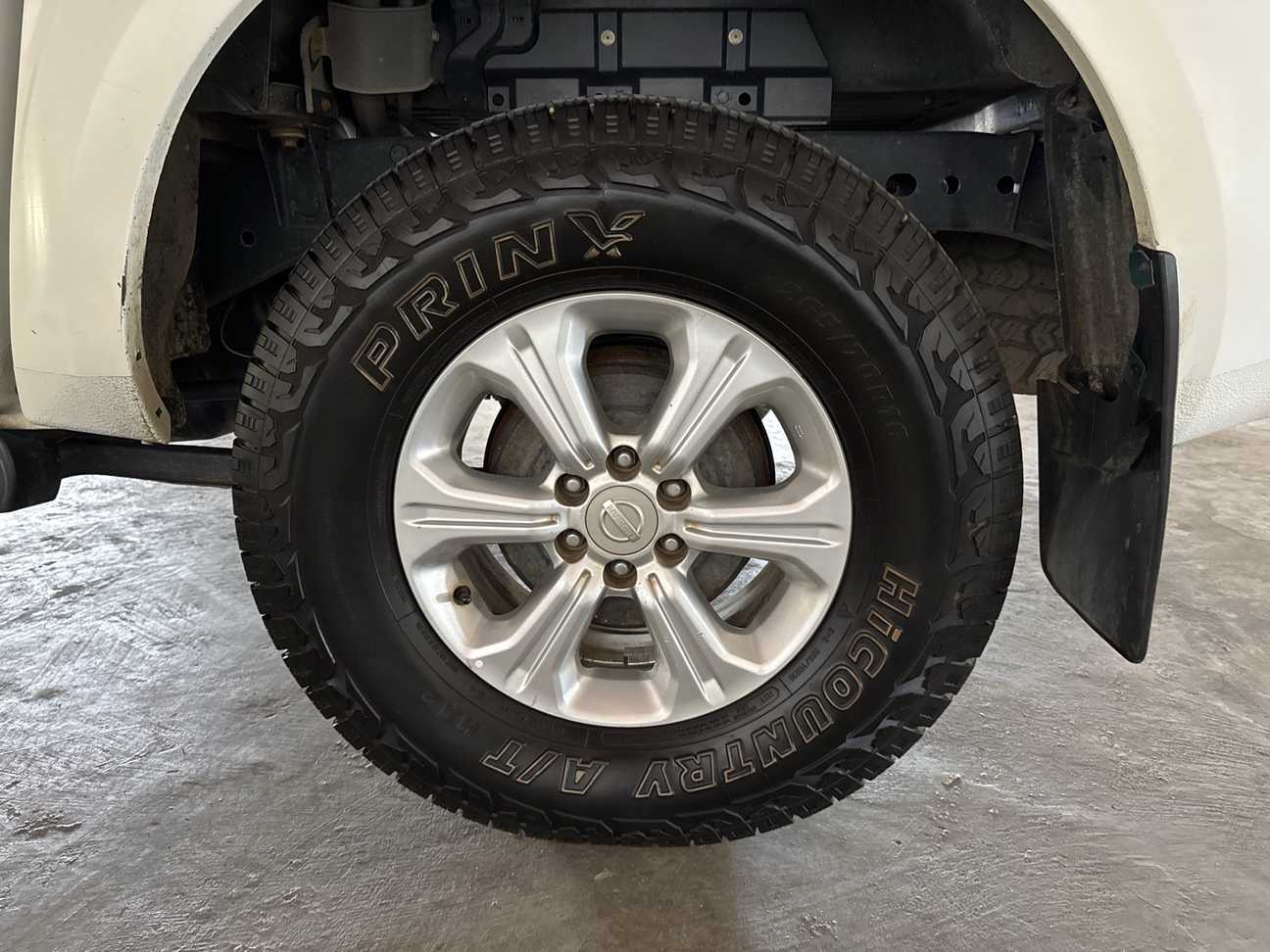 terpakai 2017 Nissan Navara NP300 V Dual Cab 2.5