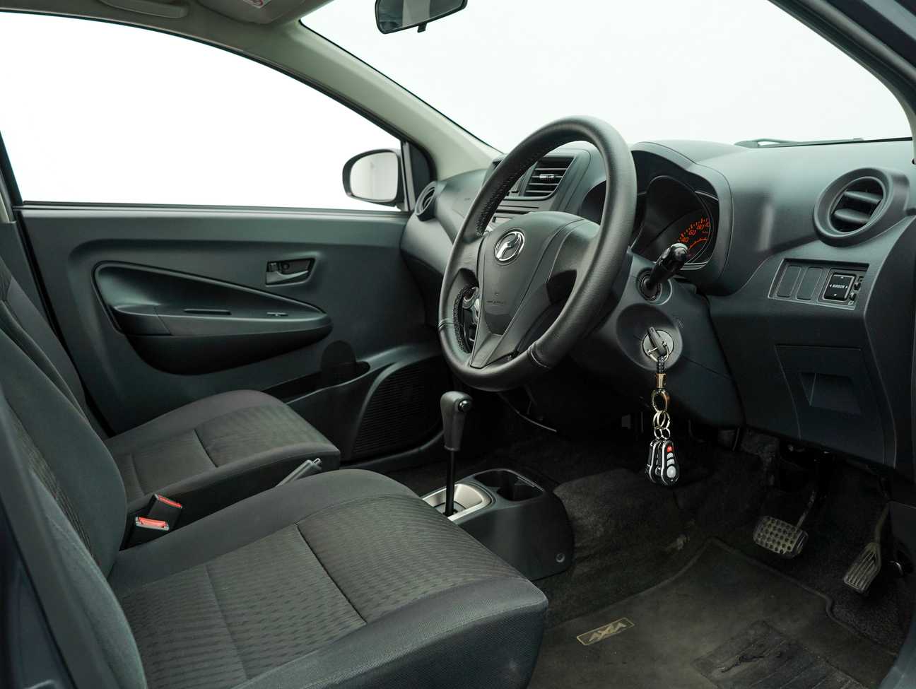 terpakai 2015 Perodua AXIA G 1.0