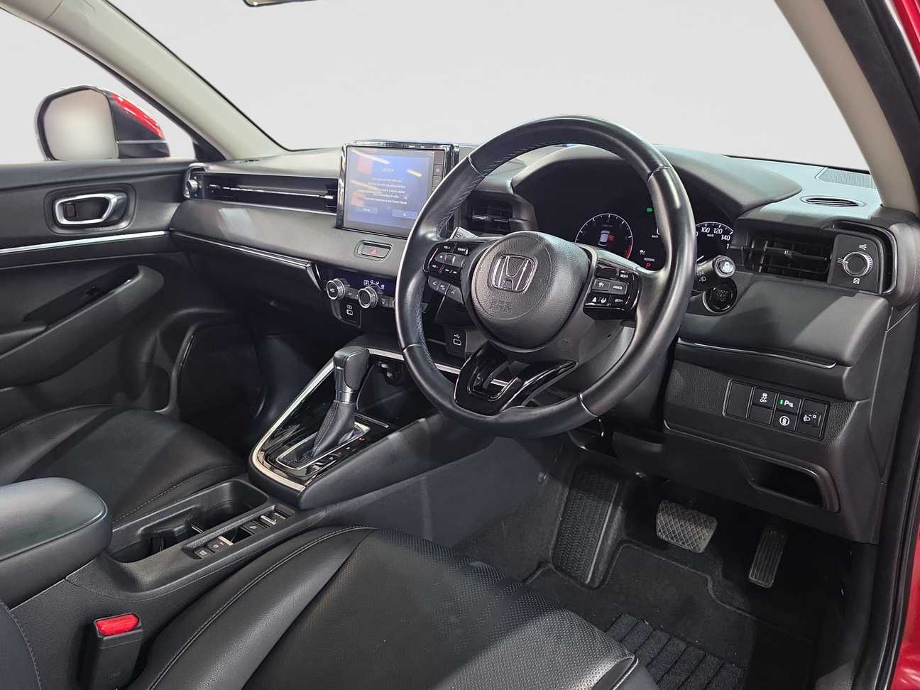terpakai 2023 Honda HR-V V 1.5