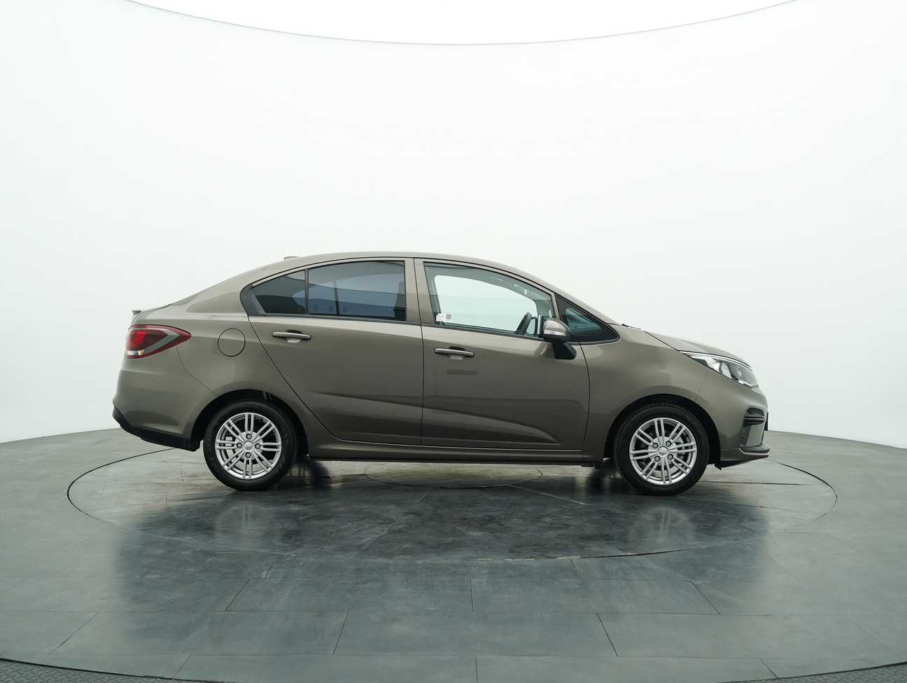 used 2022 Proton Persona Standard 1.6