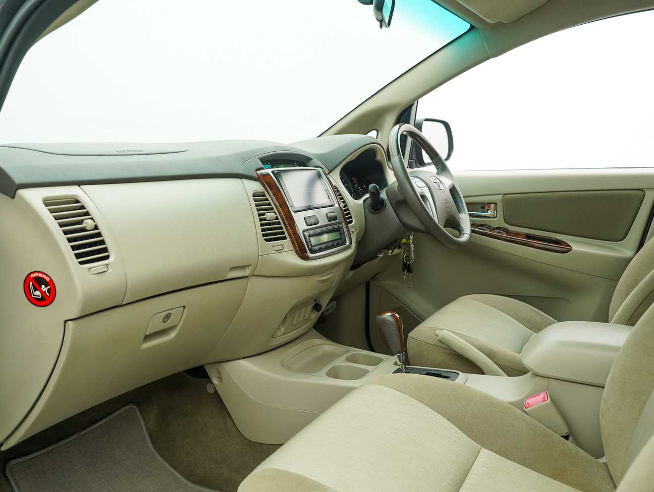 used 2015 Toyota Innova G 2.0