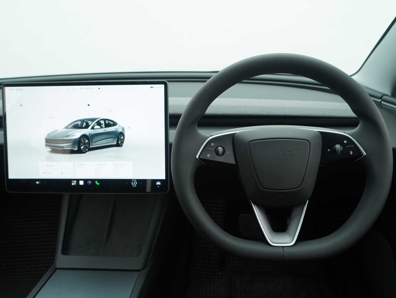 used 2025 Tesla Model 3 Standard Range 