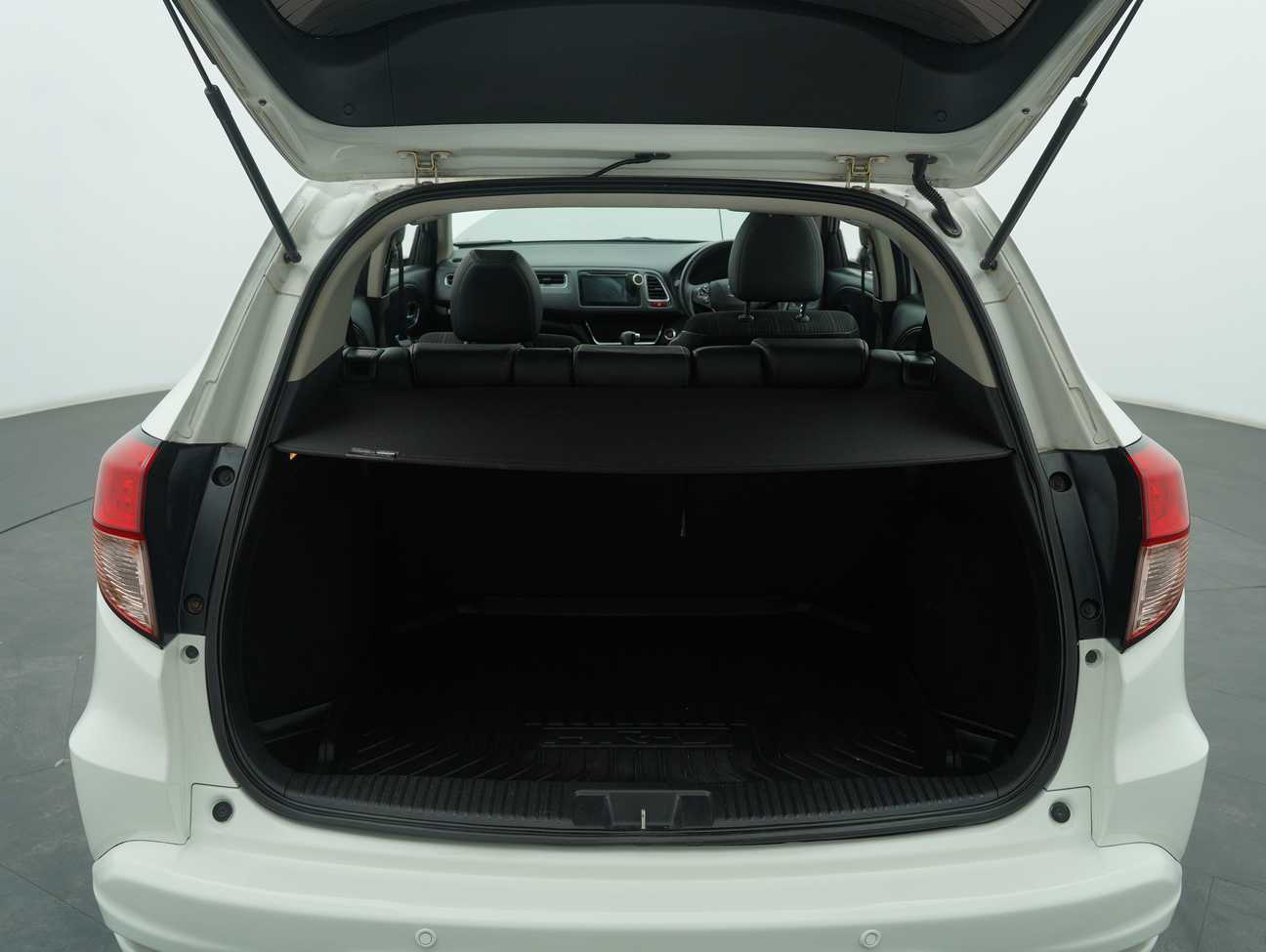 used 2017 Honda HR-V V 1.8