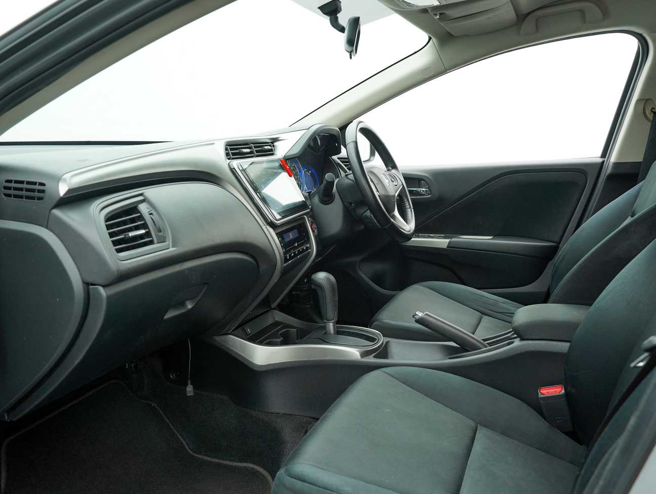 used 2014 Honda City V 1.5