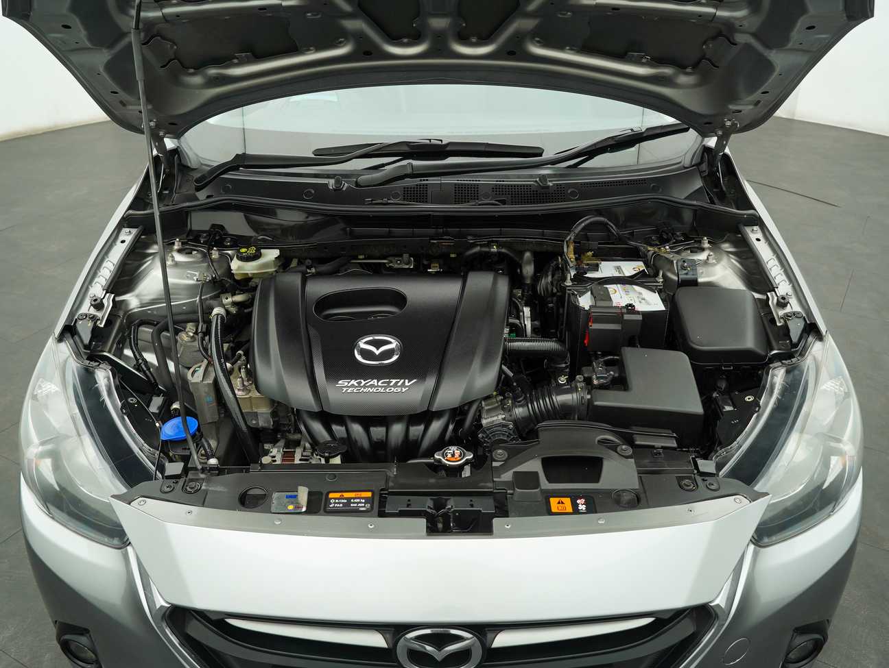 terpakai 2015 Mazda 2 SKYACTIV-G 1.5