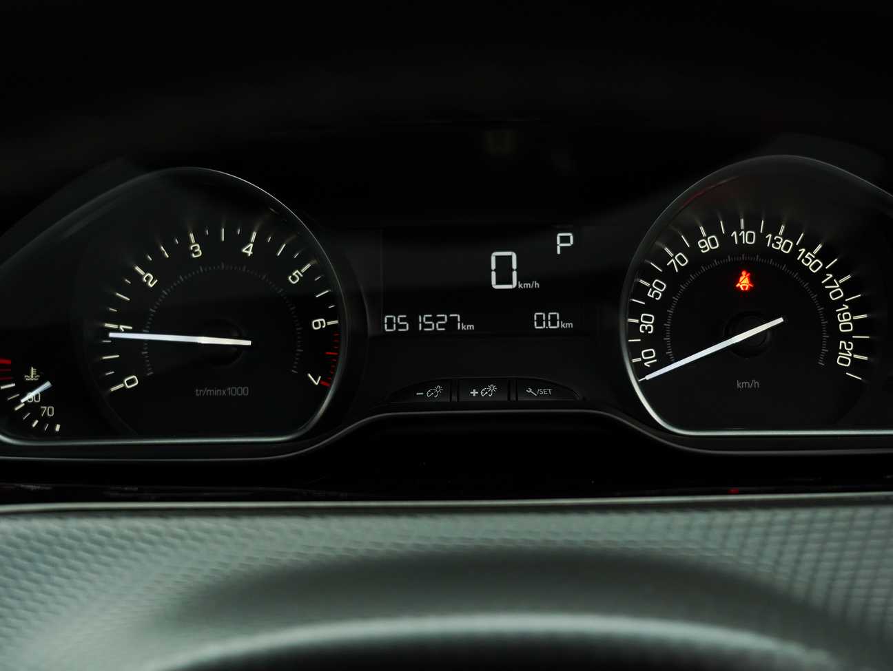 terpakai 2019 Peugeot 208 PureTech 1.2