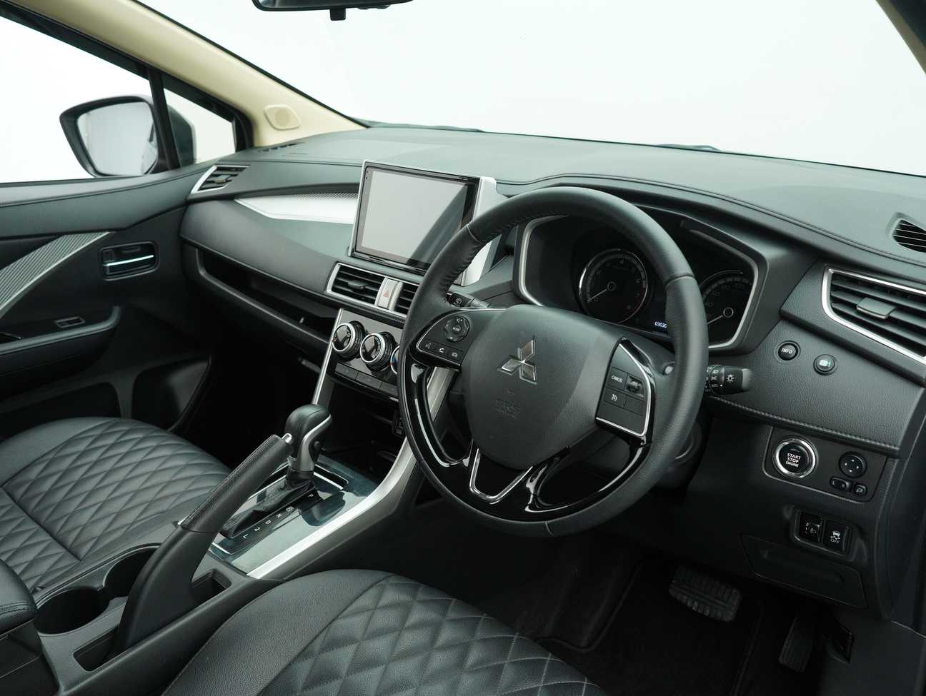 terpakai 2023 Mitsubishi Xpander  1.5