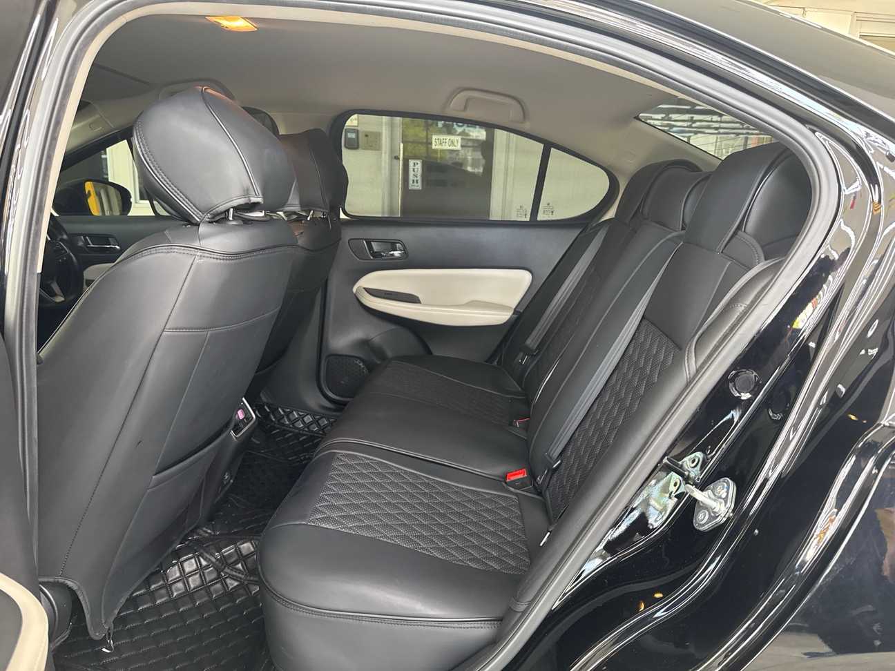 terpakai 2022 Honda City V Sensing 1.5