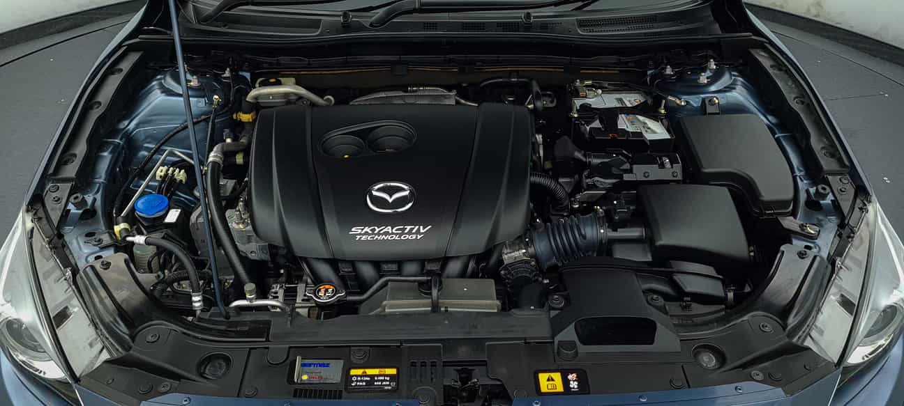 used 2015 Mazda 3 SEDAN SKYACTIV-G (CKD) 2.0