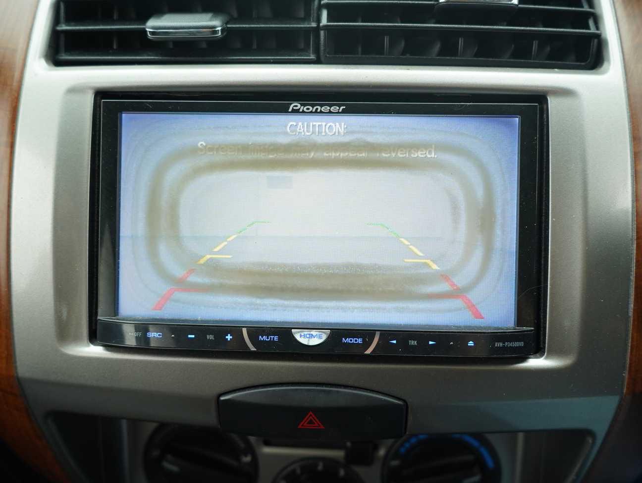 terpakai 2012 Nissan Grand Livina CVTC Comfort 1.8