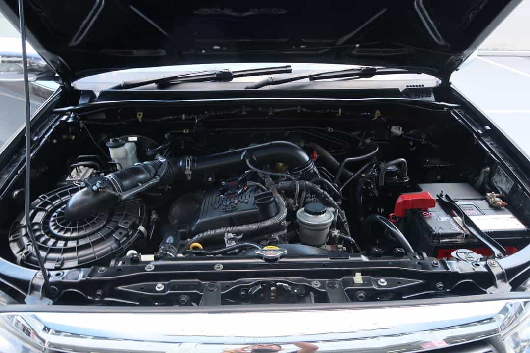 used 2009 Toyota FORTUNER V 2.7